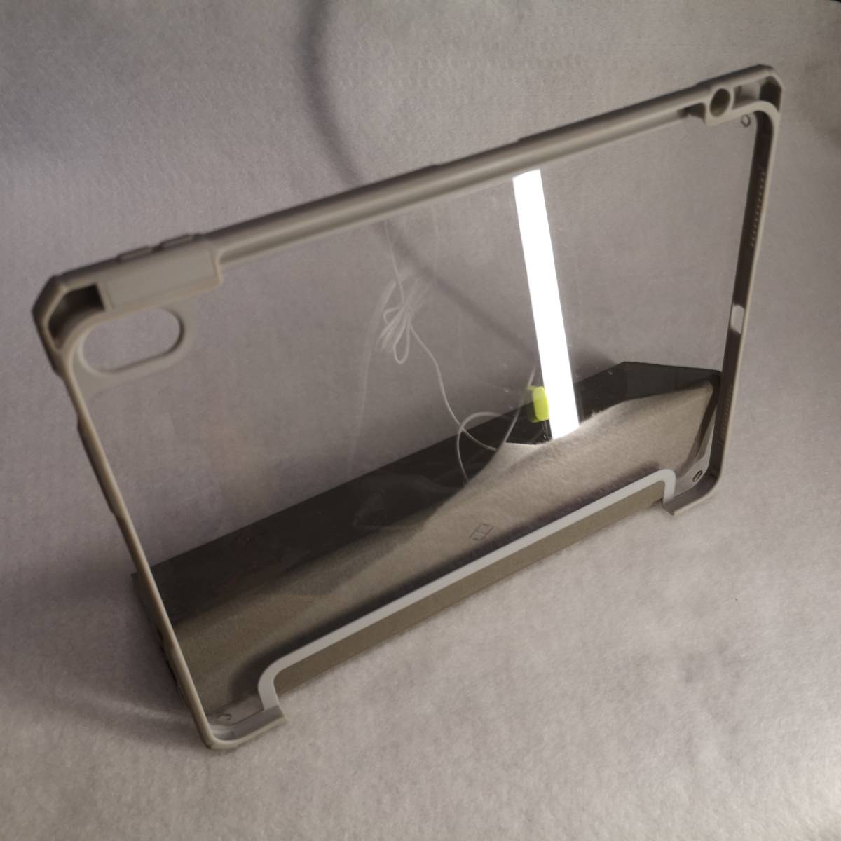 ◆FINTIE iPad Air 5 用 ケース 保護ケース 透明バックカバー◆三つ折スタンド/中古拍卖