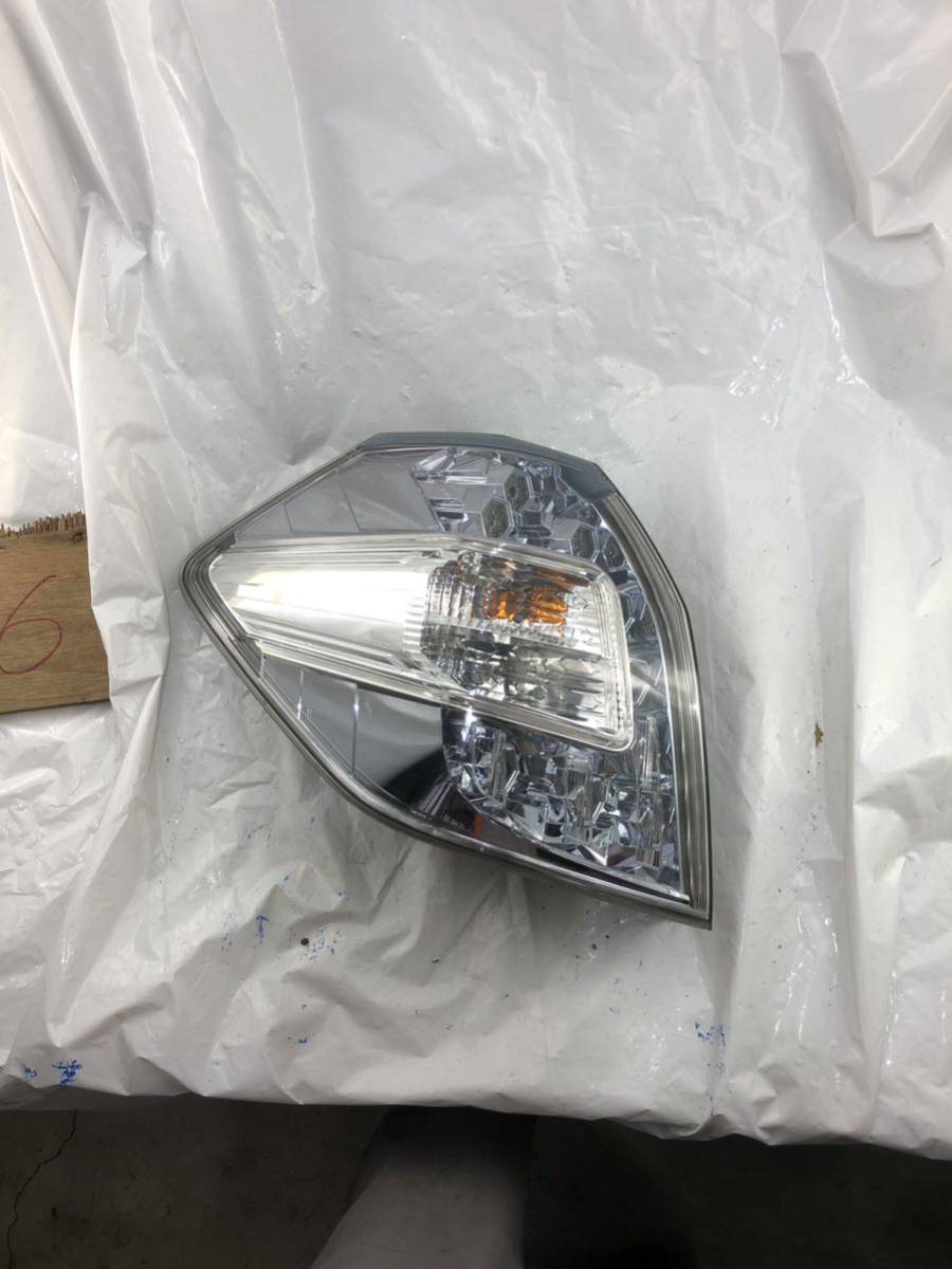 g6.53 フィットシャトル 左 助手席 テールライト テールランプ 左側 STANLEY W0020拍卖