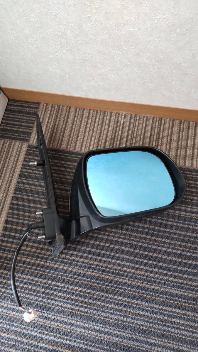 #8 TOYOTA トヨタ アルファード ドアミラー E4 022516 右 R拍卖