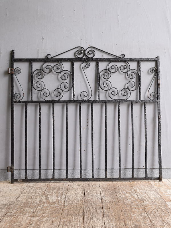 イギリスアンティーク アイアンフェンス ゲート柵 ガーデニング 11744拍卖