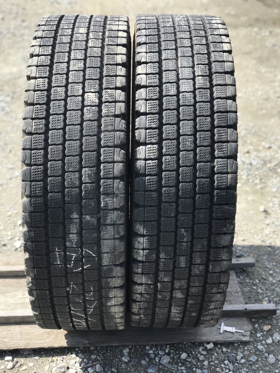 2640 ブリヂストン 275/80R22.5 スタッドレス 2本セット拍卖