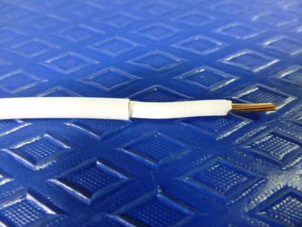 切り売り電線 VAV 0.85sq(自動車用低圧透明二重被覆電線) 10m拍卖