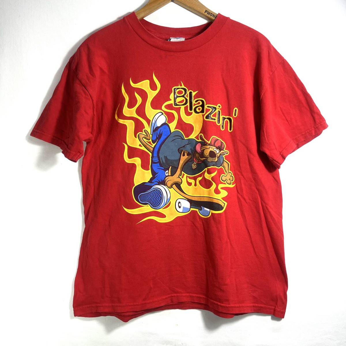 ■ 子供用 SCOOBY-DOO スクービー ドゥー Blazin' スケーター ファイヤー イラスト 半袖 Tシャツ サイズXL ストリート CARTOON NETWORK ■拍卖