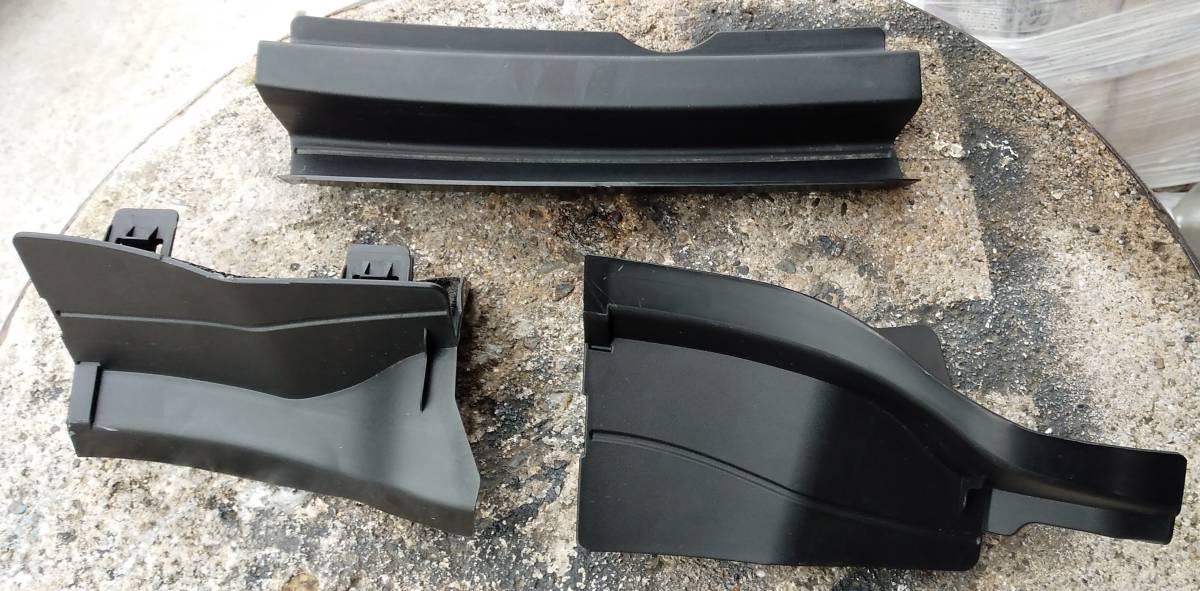 ホンダ フィット GR1/GR2/GR3/GR4 カウルトップ 左右 リザーブタンク *74200-TZA-00*拍卖