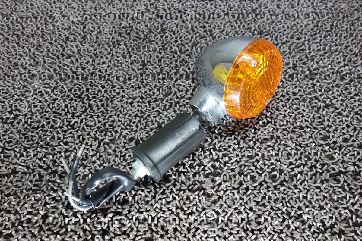 3 カワサキ ウインカー 純正 50R−0044 検 ゼファー バリオス バルカン #R20230615拍卖