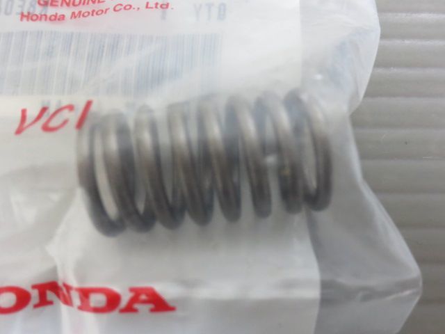 バルブインナースプリング 14761-035-000 モンキー ホンダ 純正 新品 未使用 #J20230522拍卖