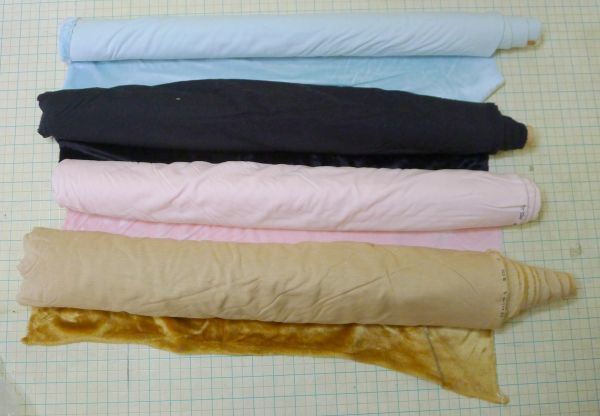 f346【未使用】 布ロール 4点 スプレーブルー 巾141㎝ ピンク 巾136㎝ 黒 巾137㎝ キャメル 巾136㎝ 【直接引取歓迎 大阪市生野区】/200拍卖