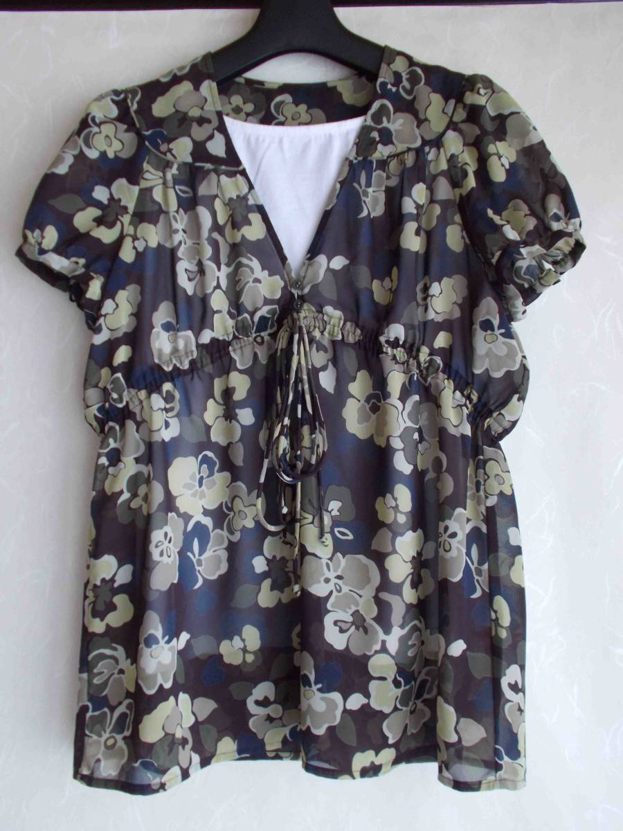 オンワード樫山 CONCETTOCARINO コンセントカリノ レディース ブラウス 半袖 花柄 拍卖