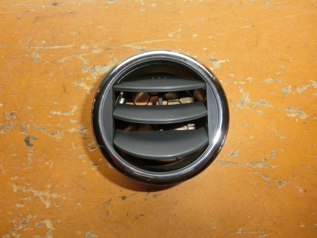 SX4 吹き出し口 1個 平成24年 DBA-YA11S エアコン 左右共通 19.3万km 1.5XG拍卖