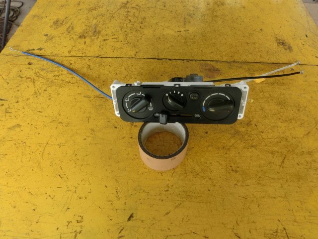 ★ジムニー エアコン スイッチ 平成18年 ABA-JB23W 6型 XG 15.3万km 即決あり拍卖