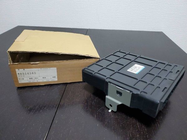 【値下】三菱 MITSUBISHI ディオン★CR9W★エンジンコンピューター★MR514383拍卖