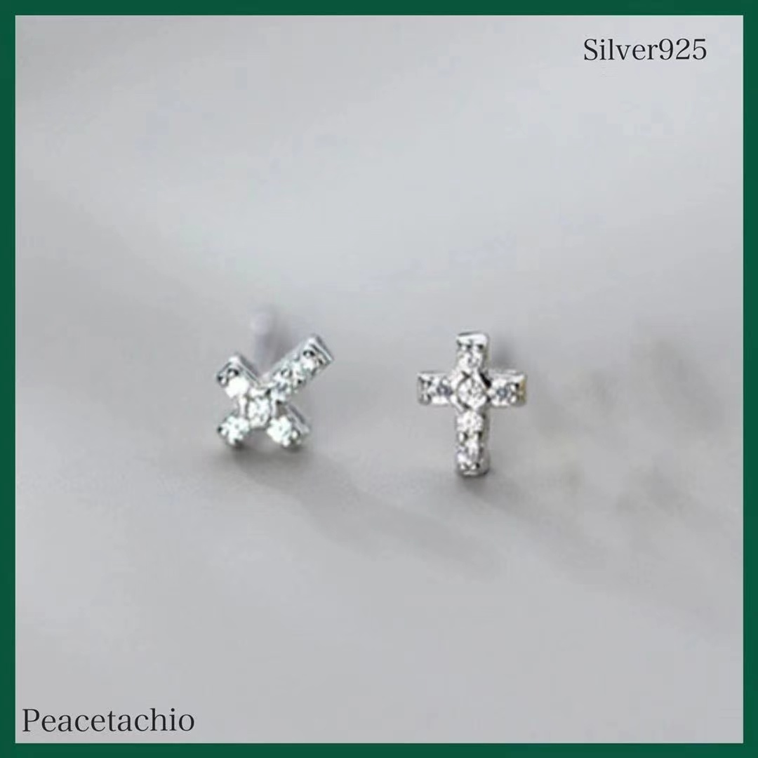ピアス Silver925 シルバー アレルギー対応 クロス 十字架 小ぶり ミニピアス CZダイヤモンド プチギフト 専用収納ケース付拍卖