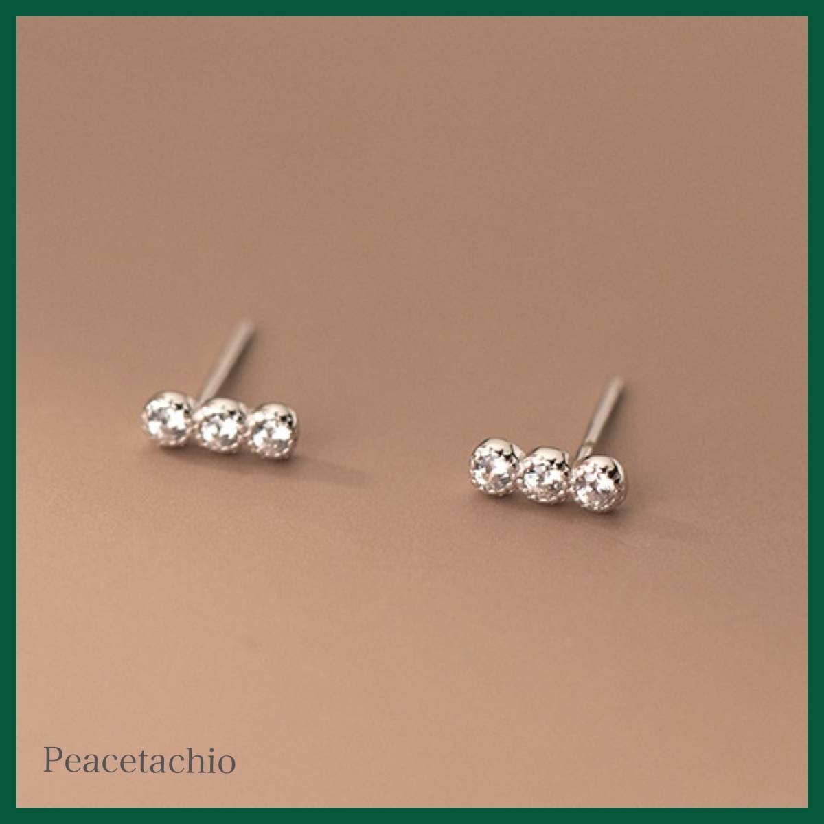 ピアス Silver925 シルバー シンプル 3連 CZダイヤ アレルギー対応 プレゼント ギフト ケース付き拍卖