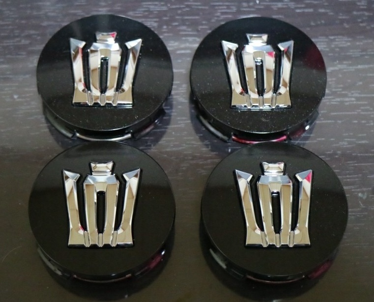 【新品】トヨタ純正 クラウン 220系 アルミホイール用 センターキャップ 1台分 4個セット拍卖