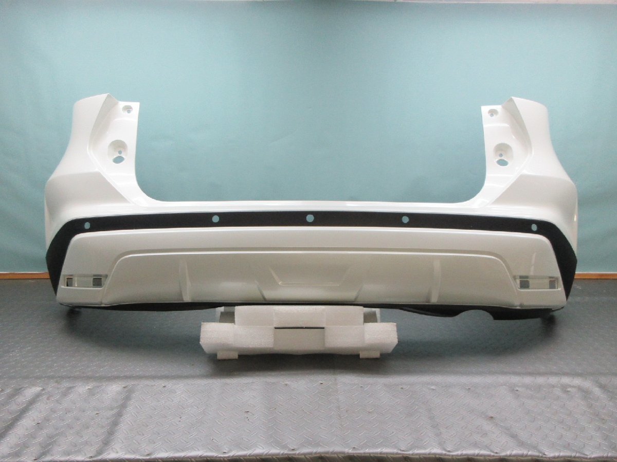 ◆ P15 キックス KICKS 純正 リアバンパー 85022-5RY0H ブリリアントホワイトパール拍卖