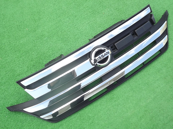 ☆送料安,ハイウェイスター,前期★デイズルークスB21Aフロントラジエーターグリル★HS,H/S,HWS,純正,メッキ★Re:P拍卖