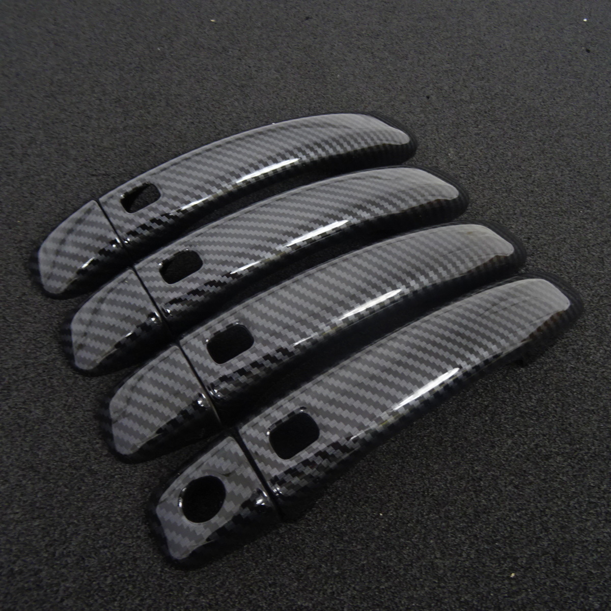 スポーティ全開♪ カーボン ルック ドアハンドル カバー アウディ Q5 Q5ハイブリッド SQ5 2.0TFSI 3.0TFSI 3.2TFSI クワトロ 8R 系 拍卖