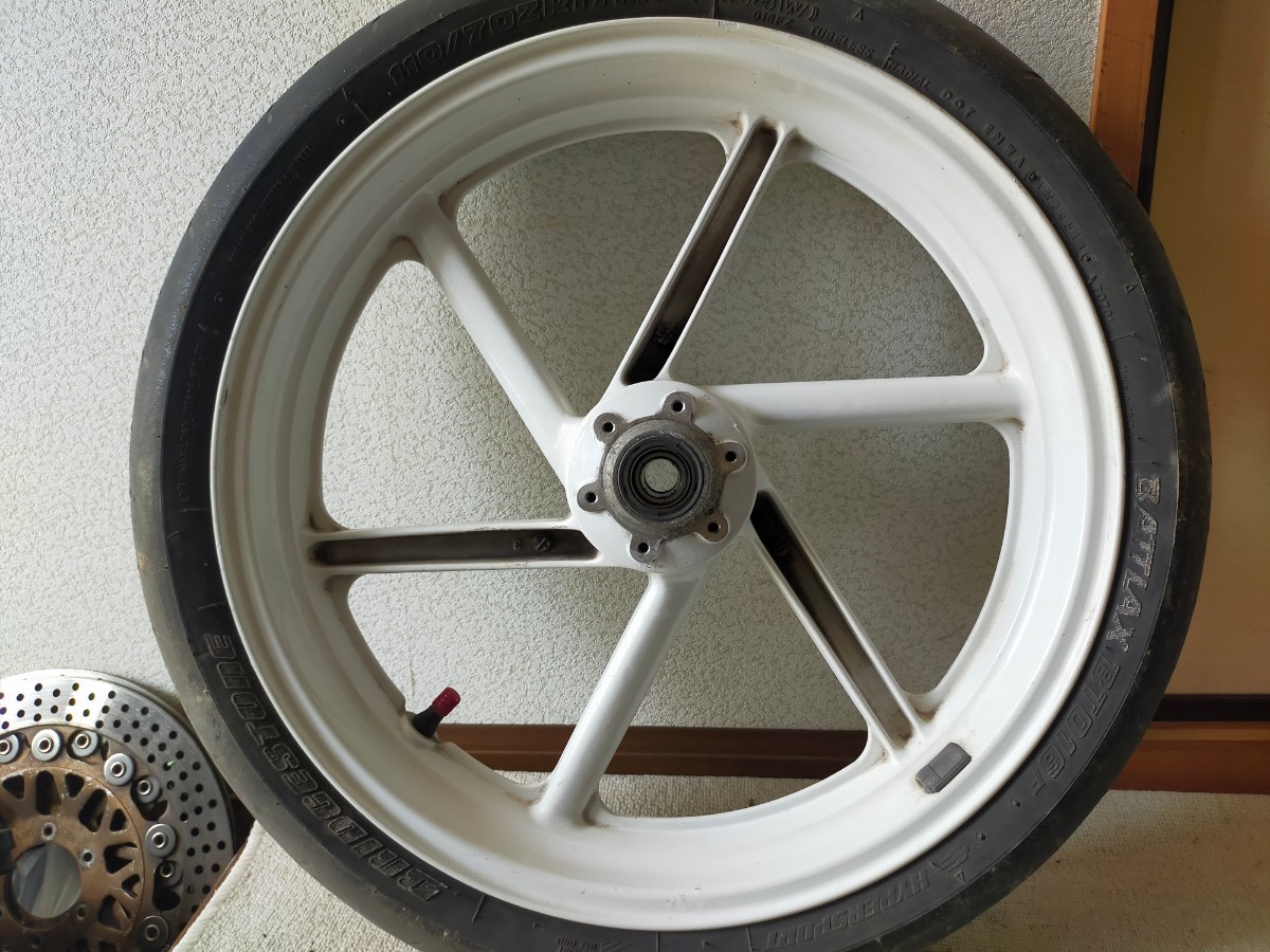 NSR250R MC18 MC21 MC28 フロントホイール拍卖