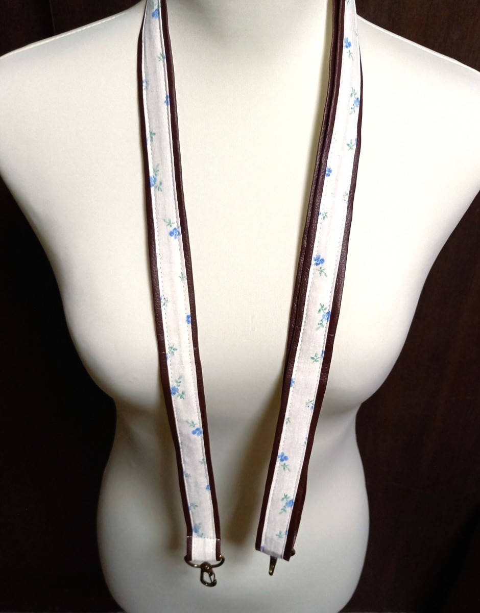 手作り☆2.5cm幅☆合皮&テープのショルダーベルト☆ブラウン&小花柄拍卖