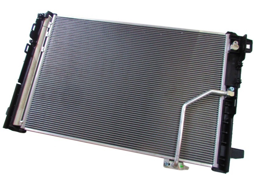 正規純正OEM メルセデスベンツ A/C コンデンサー SLKクラス R172 SLK200 SLK250 SLK350 エアコン コンデンサー 2045000654拍卖