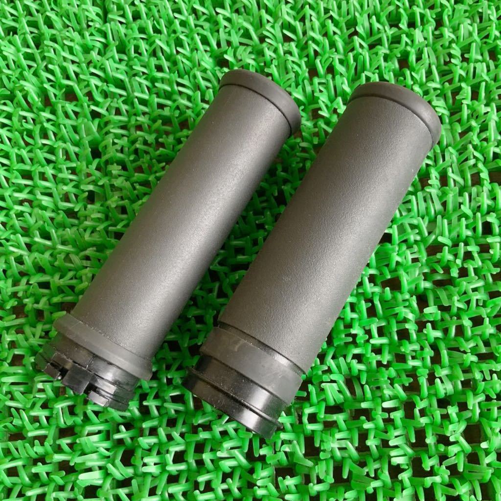 7-427R 汎用 ハンドルグリップ 中古 部品 バイク拍卖