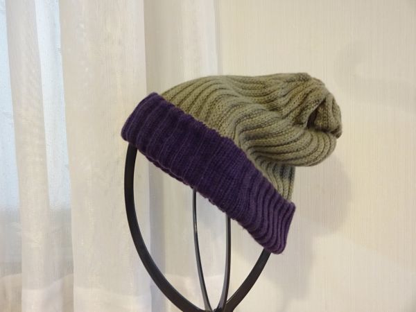 (NEFF)リバーシブルキャッ 男女兼用 ニット帽 灰色&紫色 サイズ56cm〜58cm キャップ 帽子拍卖