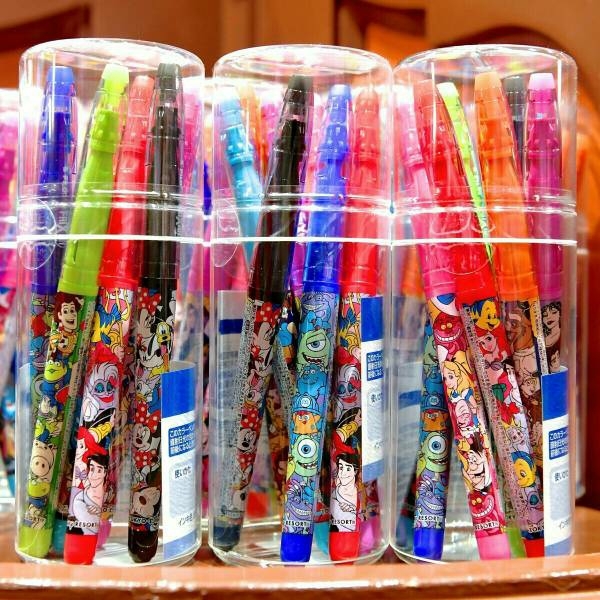 大人気☆ディズニーリゾート限定 キャラクター 総柄 カラーペンセット お土産拍卖