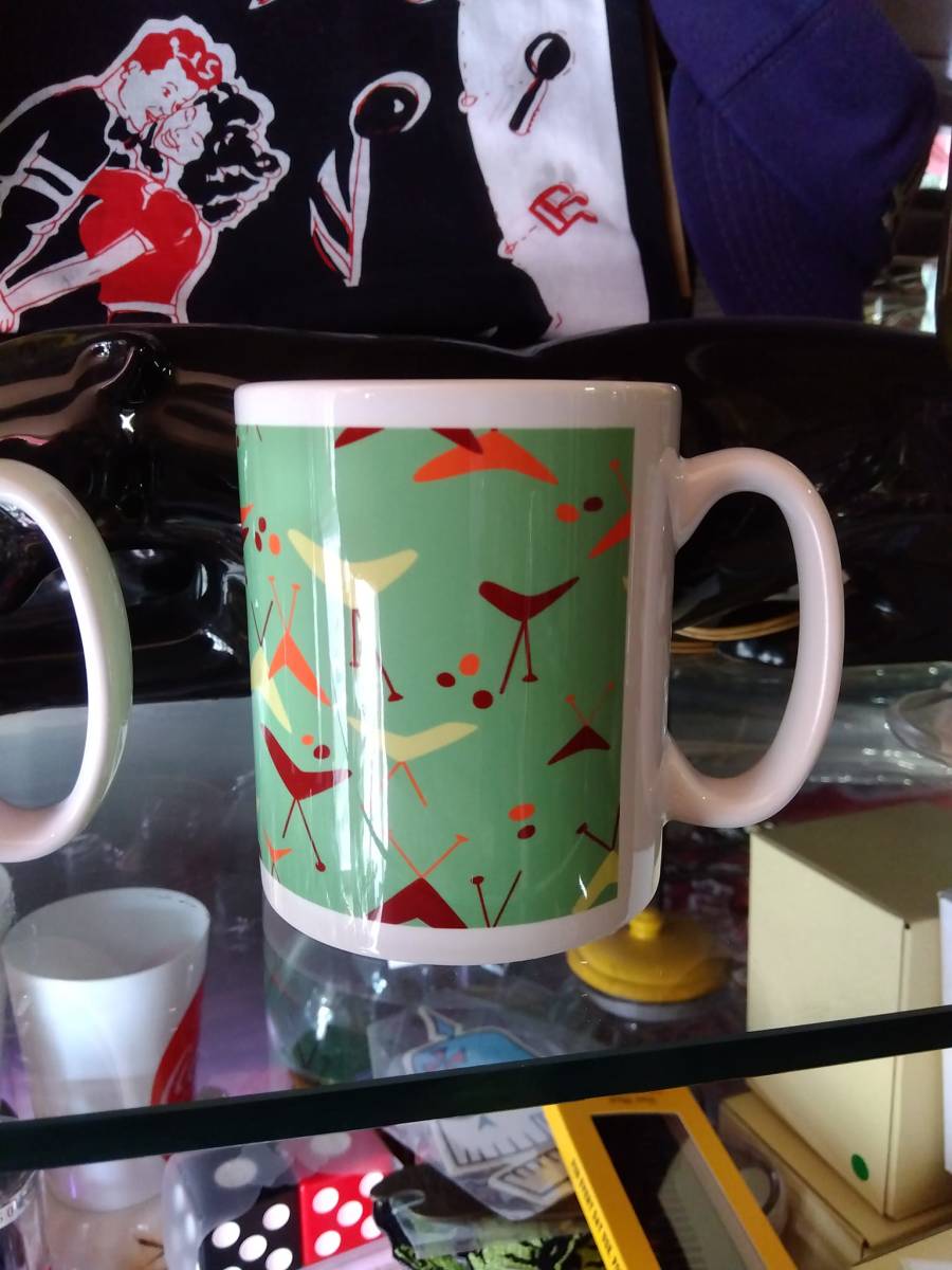 ミントグリーン色グッドロッキンマグカップ・ブーメラン柄!検索用50Sスタイルミッドセンチュリーロカビリーピンクドラゴンクリームソーダ拍卖