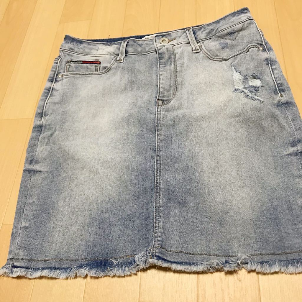 a23   mサイズ レディース デニムスカート ダメージスカート TOMMY HILFIGER トミーヒルフィガー スカート拍卖