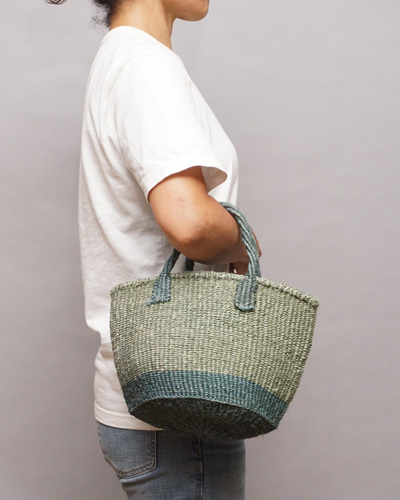 アフリカ ケニア サイザルバッグ 8インチ ツートン アッシュグリーン x エジプシャンブルー トートバッグ かごバッグ拍卖