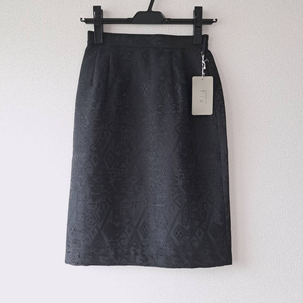 未使用タグ付き 日本製 FIX 膝丈スカート ブラック 柄 61-89 レディース【Y044】拍卖