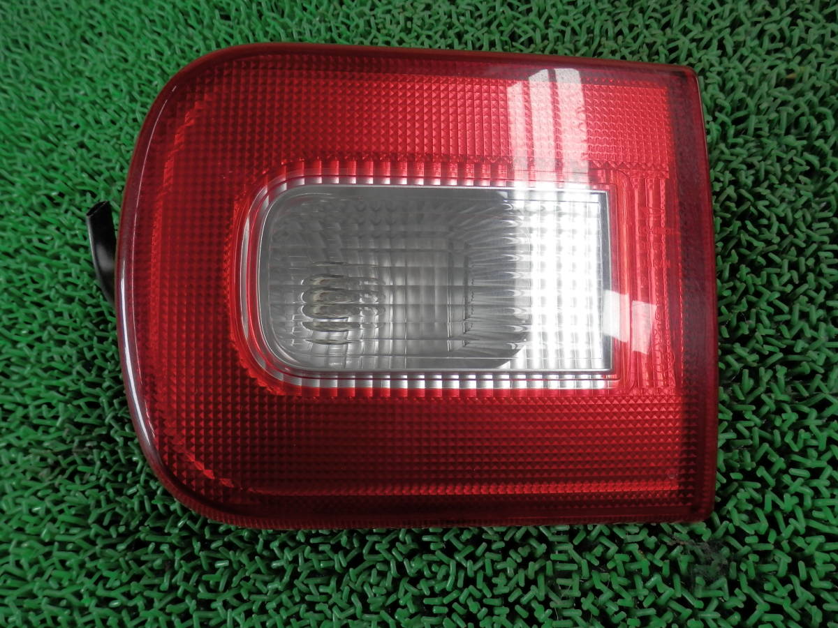 ◆3307-196 L385S H22年 ダイハツ タント 純正 バックランプ (運転席側)拍卖