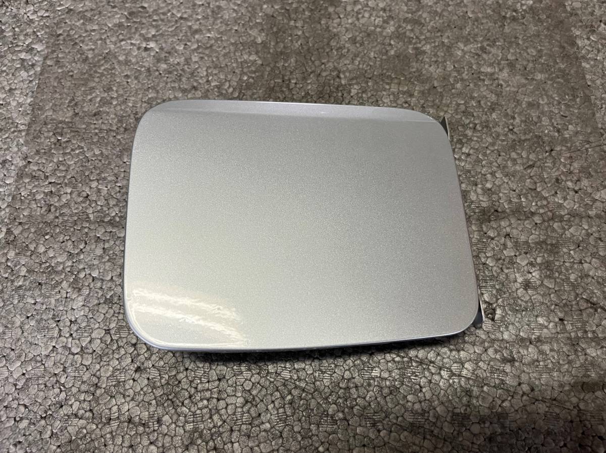 スバル インプレッサ GG3 純正 フューエルリッド 給油口 蓋 カバー【TA-GG3 SUBARU IMPREZA拍卖