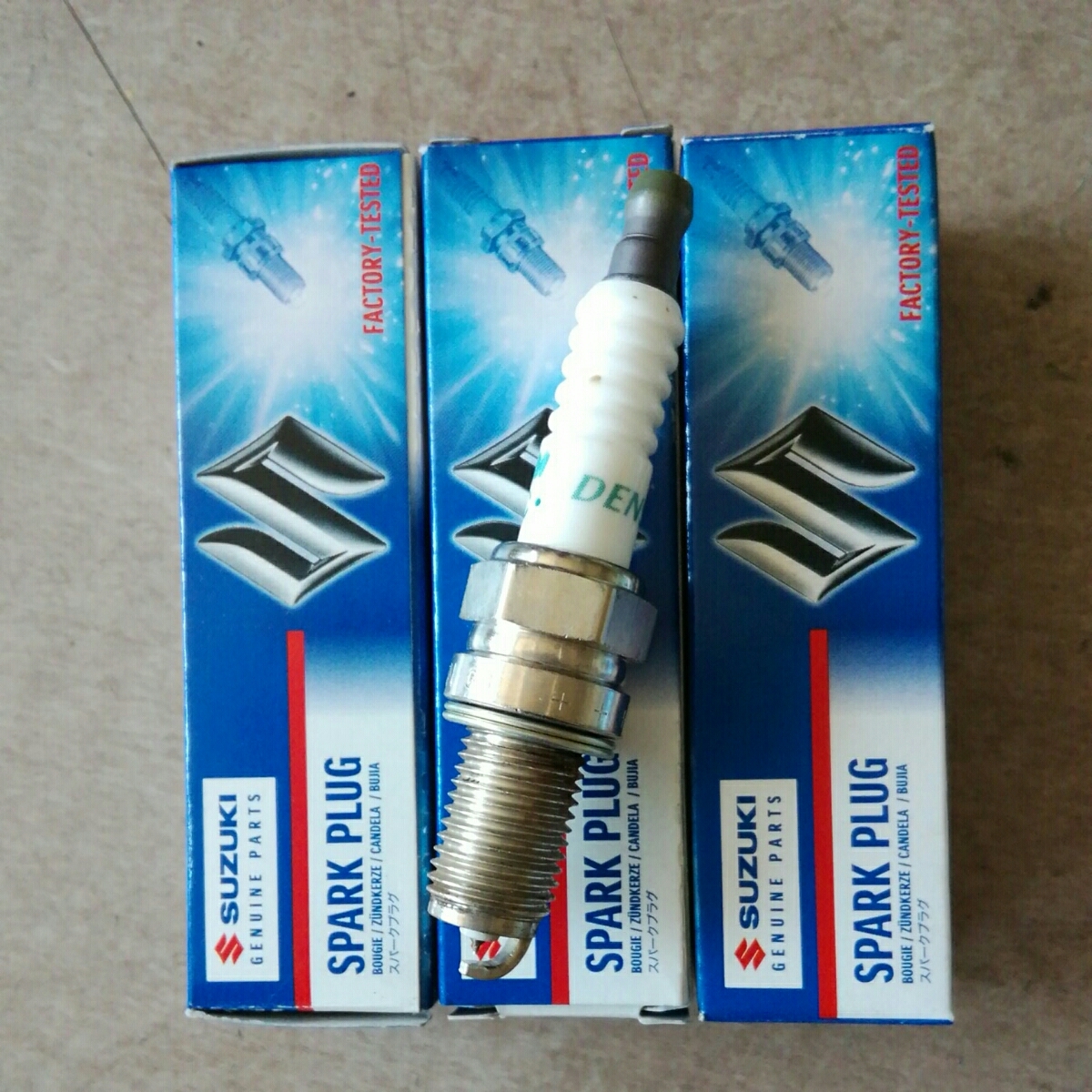 スズキ純正 スパークプラグ IXU22C イリジウムプラグ ワゴンR ラパン MRワゴン等 拍卖