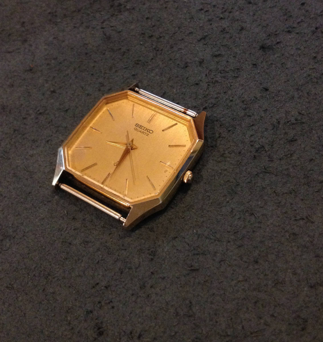 セイコー QZ スクウェア 金メッキ 良品ー美品拍卖