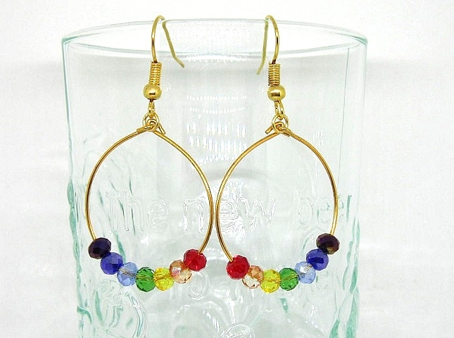 ★レインボーピアス イヤリング サークル 虹 紫 紺 青 緑 黄色 オレンジ 赤 拍卖