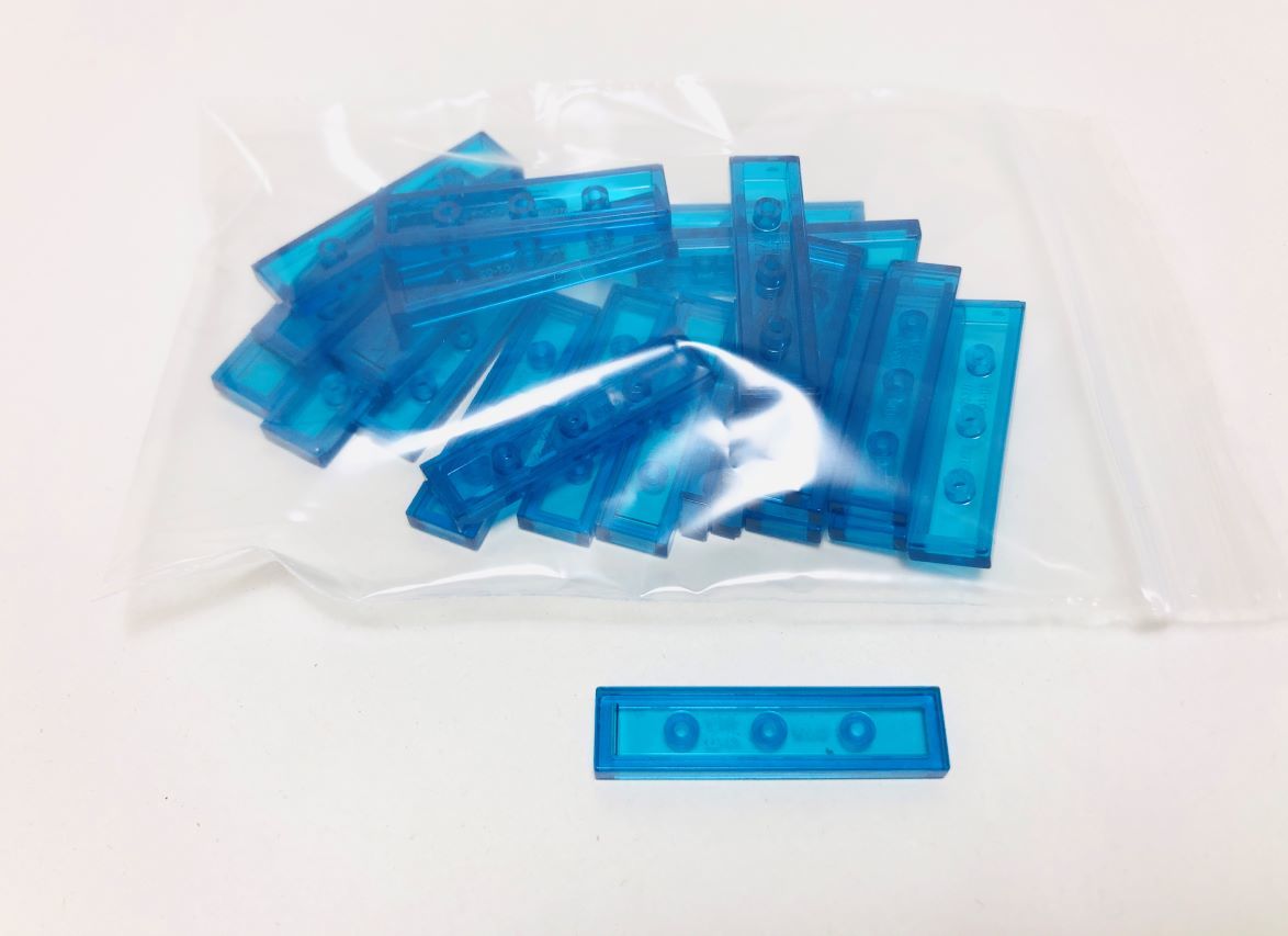 【新品未使用】レゴ LEGO タイル 1x4 トランスブルー 透明 青 24枚 1×4拍卖