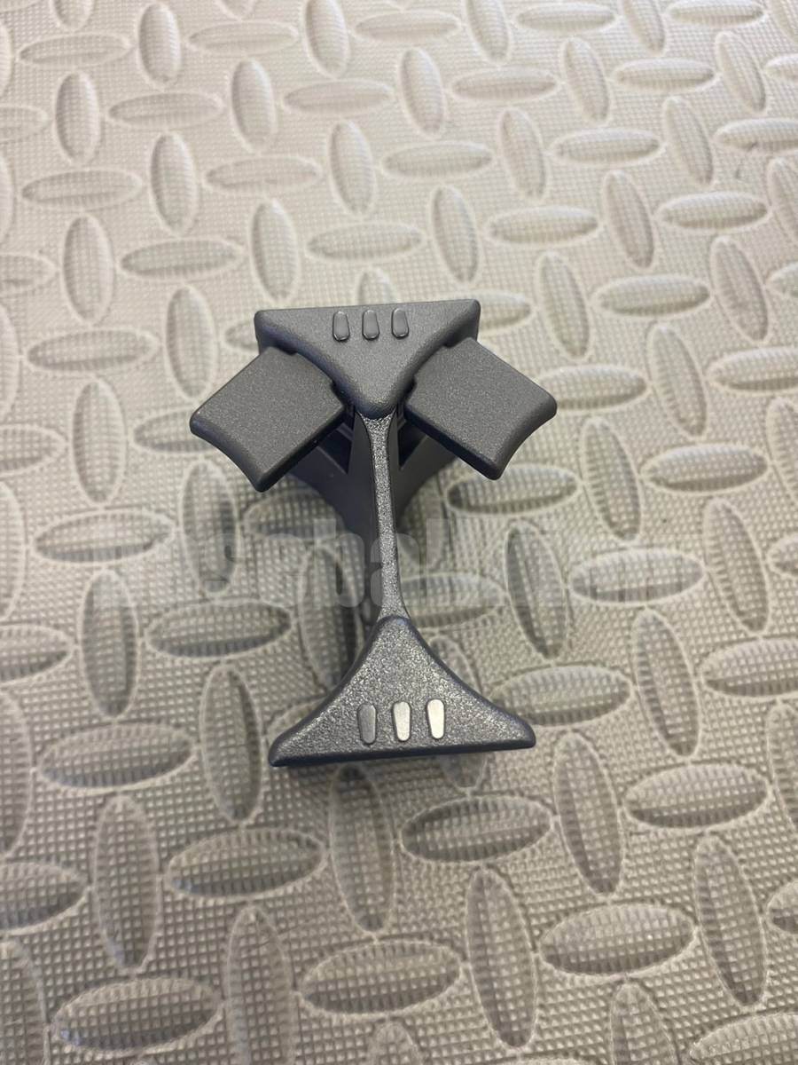 ■新品■トヨタ純正品アルテッツァ 後期 ドリンクホルダー カップホルダー拍卖