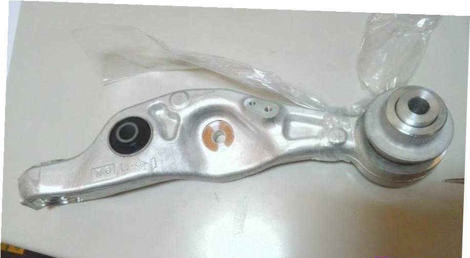 ■新品■トヨタ純正 TOYOTA LEXUS LS460 フロント ロワアーム LH 左側 DBA-USF40拍卖