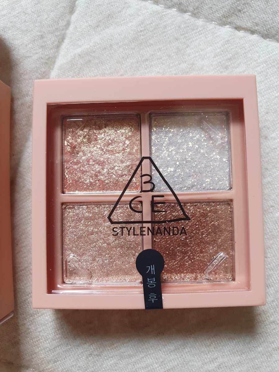 新品 3CEミニマルチ アイカラーパレット 06. GLITTER BOMB 韓国コスメ拍卖