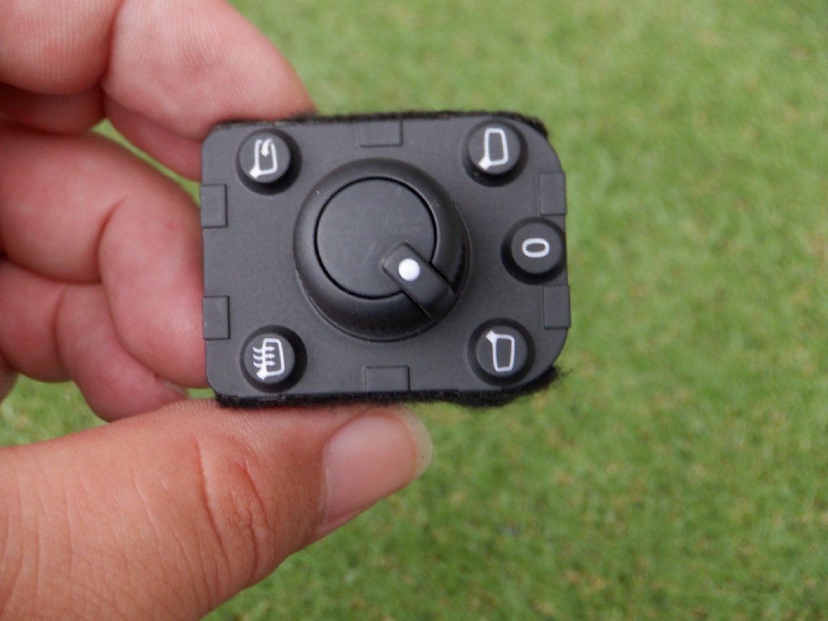 アウディ純正 ABA-FVCHHF TTクーペ 2016年 スイッチ 操作スイッチ ボタン 4M0959565B m-23-7-148拍卖