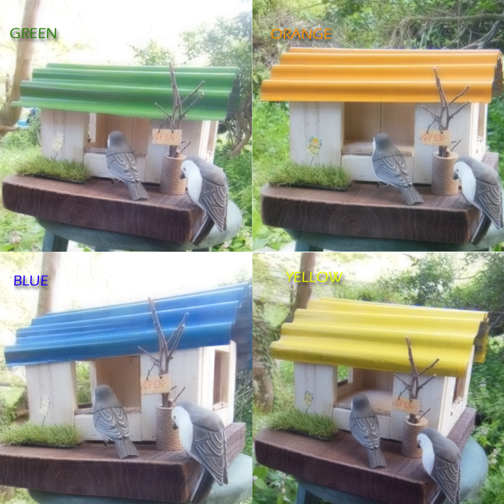カラフルブリキ屋根のおしゃれなハウス型鳥のエサ箱 ☆ バードハウス 餌箱 バードフィダー拍卖
