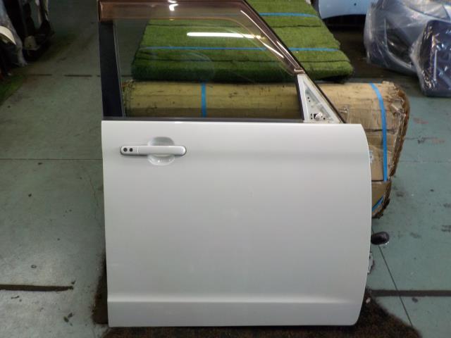 ルークス ML21S 右前ドア Z7T/パールホワイト【個人宅宛発送不可】拍卖