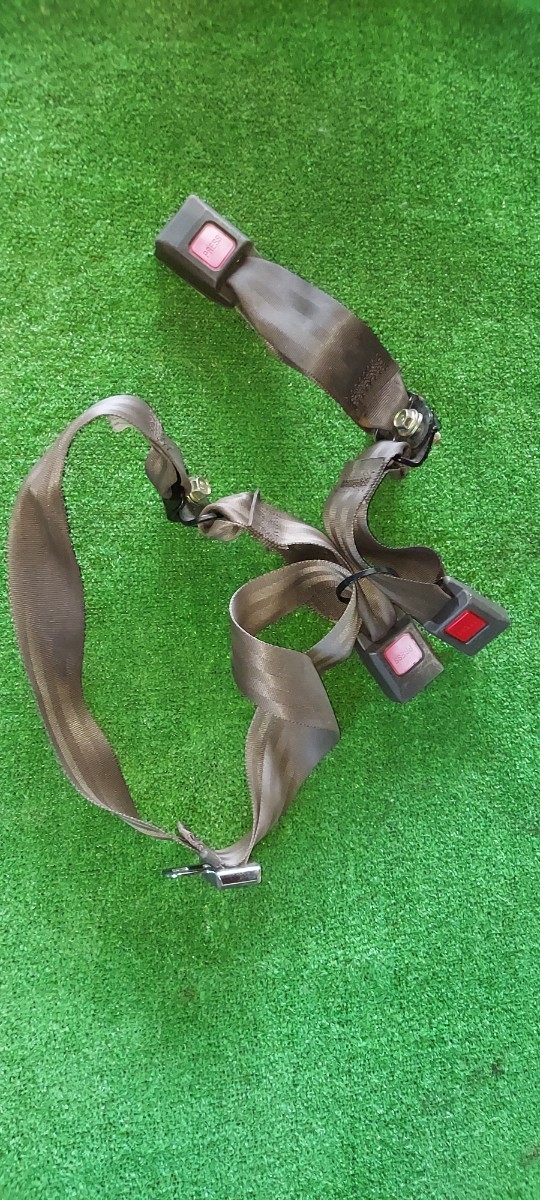 GX.JZX81 用リアシートベルト拍卖