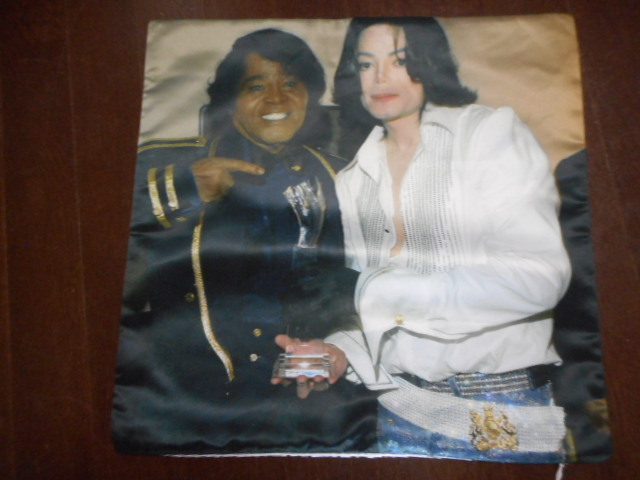 マイケルジャクソン クッションカバー ジェームス ブラウンと拍卖