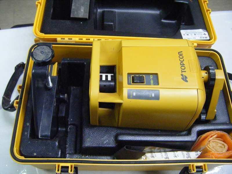 2A【長2912301】トップコン ローティングレーザー RL-20 ジャンク品 動かない 受光器OK 乾電池式 交換しても動きません拍卖