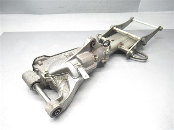 I1R5-0628 ホンダ ジャイロX 4st Fi車 スイングアーム 純正品 【TD02-110~ NJ50MDB 動画有】拍卖