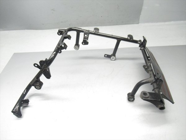 I1R5-0628 ホンダ ジャイロX 4st Fi車 マフラーステー 純正品 【TD02-110~ NJ50MDB 動画有】拍卖