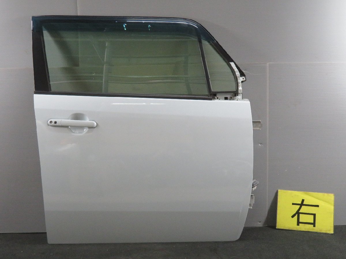 【即決! 即日発送可】モコ DBA-MG33S 純正 フロント ドア 右 前ドア ZUD 中古 10869拍卖