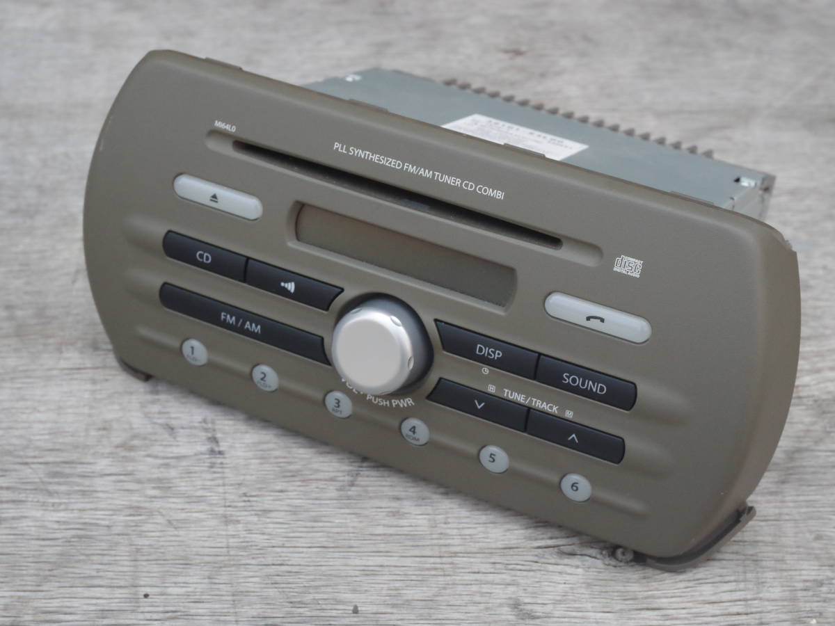 M9603 三菱電機 スズキアルト純正 MI64LO 39101-64L00 DY-1SJO-T CDラジオ カーオーディオ 動作未チェック 直前まで使用 80サイズ0507拍卖